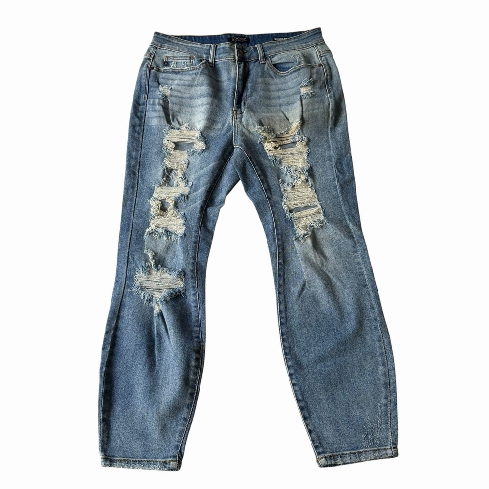 Judy Blue Women's Size 14 Boyfriend Fit Distressed Stretch Denim Jeans